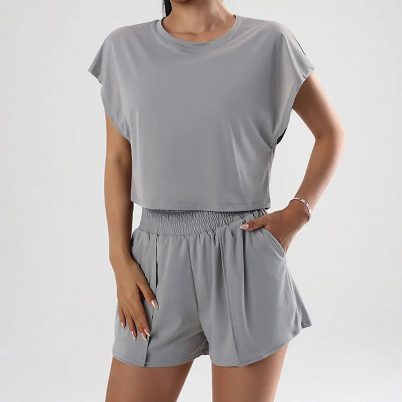 Conjunto BreezeFit - Cropped + Shorts